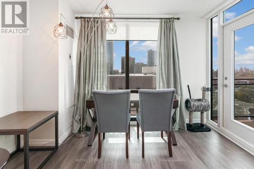 3108 - 300 Bloor Street E, Toronto, ON - Indoor Photo Showing Dining Room