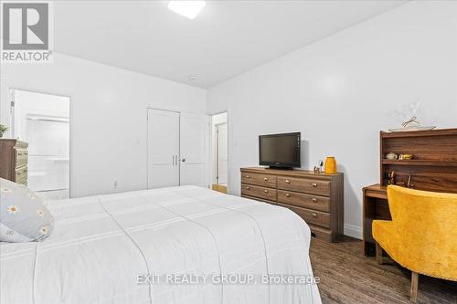 90 Timberland Drive, Trent Hills, ON - Indoor Photo Showing Bedroom