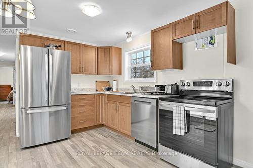 11 Bonner Street, Ottawa, ON - Indoor Photo Showing Kitchen With Double Sink