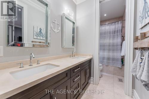 3064 St Clair Avenue, Burlington (Roseland), ON - Indoor Photo Showing Bathroom