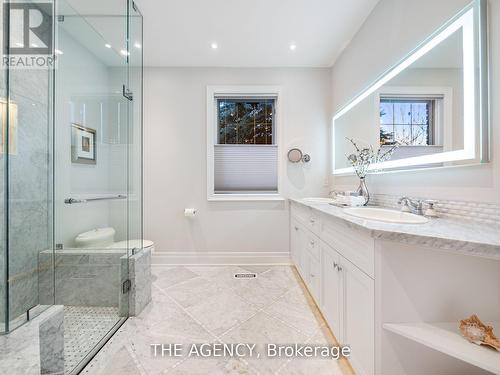 212 Lakeside Avenue, Burlington (Roseland), ON - Indoor Photo Showing Bathroom