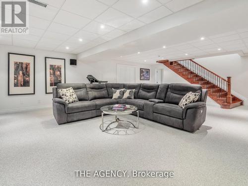 212 Lakeside Avenue, Burlington (Roseland), ON - Indoor