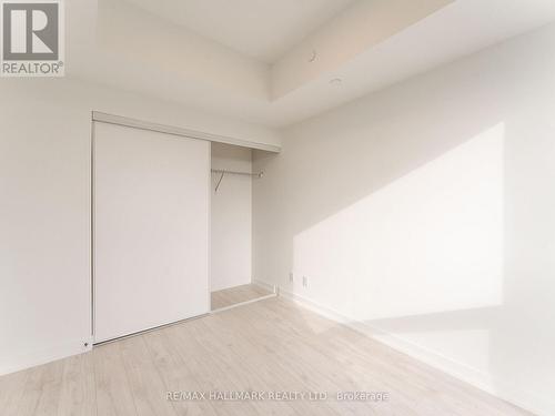 517 - 181 Sheppard Avenue E, Toronto, ON - Indoor Photo Showing Other Room