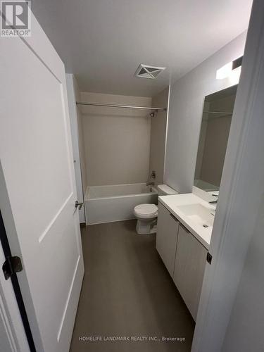 2005 - 25 Holly Street, Toronto, ON - Indoor Photo Showing Bathroom