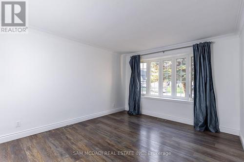 482 Brookside Drive, Oakville, ON - Indoor Photo Showing Other Room