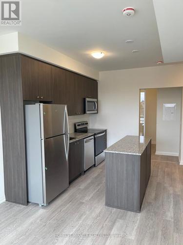 214 - 1415 Dundas Street E, Oakville, ON - Indoor Photo Showing Kitchen With Stainless Steel Kitchen