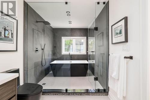 258 Briar Hill Avenue, Toronto, ON - Indoor Photo Showing Bathroom