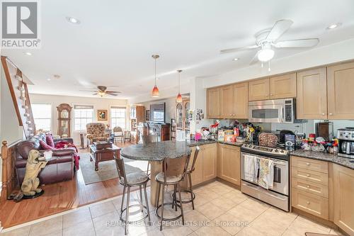 7 - 3062 Lake Shore Boulevard, Toronto, ON - Indoor Photo Showing Kitchen