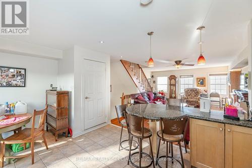 7 - 3062 Lake Shore Boulevard, Toronto, ON - Indoor Photo Showing Dining Room