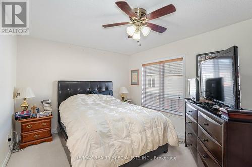 7 - 3062 Lake Shore Boulevard, Toronto, ON - Indoor Photo Showing Bedroom