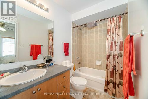 7 - 3062 Lake Shore Boulevard, Toronto, ON - Indoor Photo Showing Bathroom