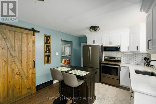 312 Admiral Drive, London, ON - Indoor Photo Showing Kitchen