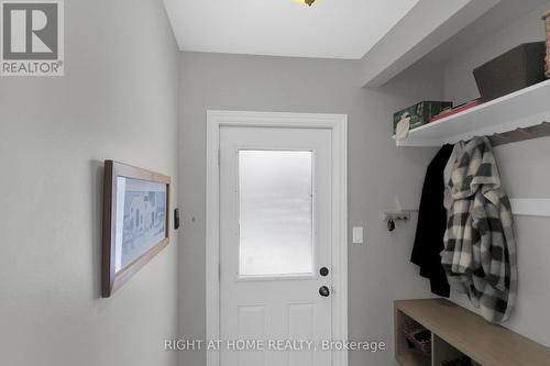 15 Bentbrook Crescent, Ottawa, ON - Indoor Photo Showing Other Room