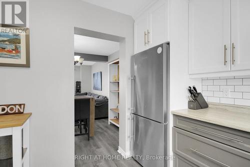 15 Bentbrook Crescent, Ottawa, ON - Indoor Photo Showing Kitchen