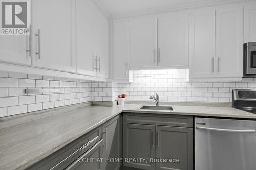 15 Bentbrook Crescent, Ottawa, ON - Indoor Photo Showing Kitchen