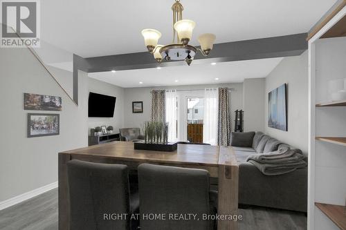 15 Bentbrook Crescent, Ottawa, ON - Indoor Photo Showing Dining Room