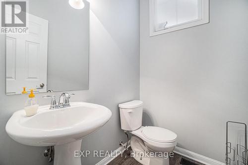 2651 Baynes Sound Way, Ottawa, ON - Indoor Photo Showing Bathroom