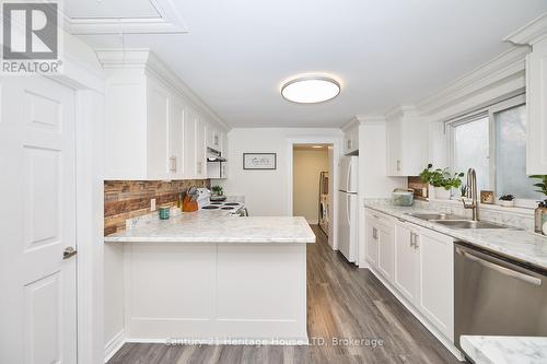 15 Colborne Street, Thorold (557 - Thorold Downtown), ON - Indoor Photo Showing Kitchen With Double Sink