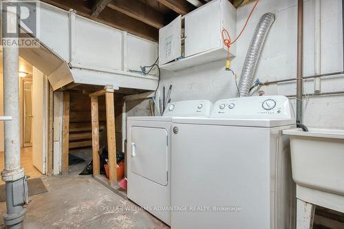 850 Danforth Road, Toronto, ON - Indoor Photo Showing Laundry Room