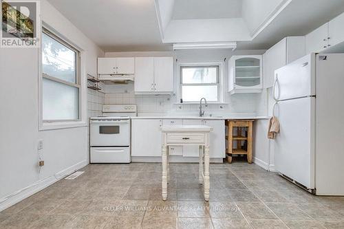 850 Danforth Road, Toronto, ON - Indoor Photo Showing Kitchen