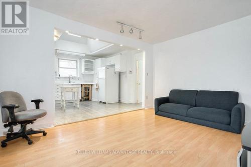 850 Danforth Road, Toronto, ON - Indoor Photo Showing Living Room