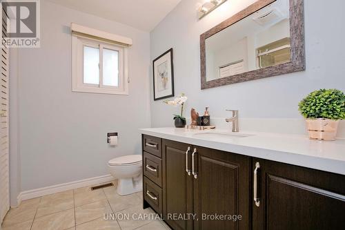 57 Belvedere Crescent, Richmond Hill, ON - Indoor Photo Showing Bathroom