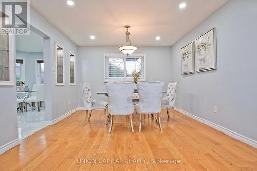 57 Belvedere Crescent, Richmond Hill, ON - Indoor Photo Showing Dining Room