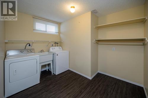 757 Youngs Avenue, Prince George, BC - Indoor Photo Showing Laundry Room