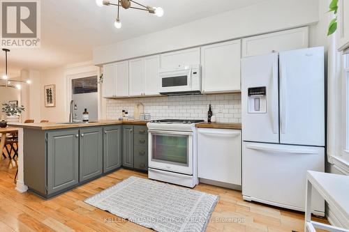 10 Westport Avenue, Toronto, ON - Indoor Photo Showing Kitchen