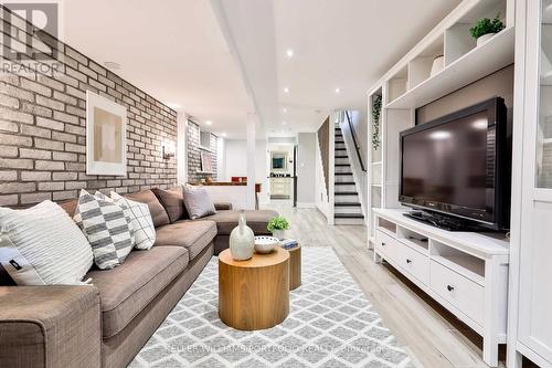 10 Westport Avenue, Toronto, ON - Indoor Photo Showing Living Room