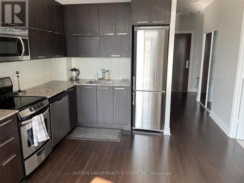 1507 - 80 Marine Parade Drive, Toronto, ON - Indoor Photo Showing Kitchen With Upgraded Kitchen