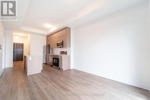 603 - 480 Gordon Krantz Avenue, Milton, ON - Indoor Photo Showing Kitchen