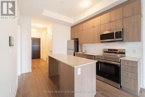 603 - 480 Gordon Krantz Avenue, Milton, ON - Indoor Photo Showing Kitchen