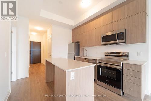 603 - 480 Gordon Krantz Avenue, Milton, ON - Indoor Photo Showing Kitchen