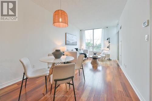 305 - 3504 Hurontario Street, Mississauga, ON - Indoor Photo Showing Dining Room