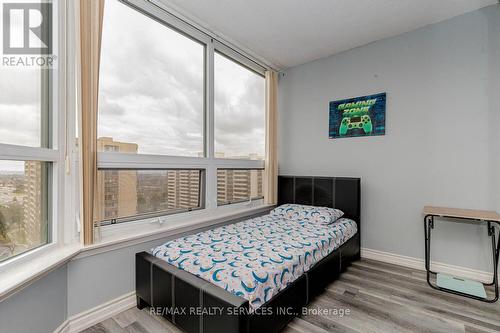 1204 - 8 Lisa Street, Brampton, ON - Indoor