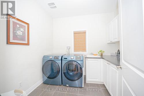 34 Point Reyes Terrace, Brampton, ON - Indoor Photo Showing Laundry Room