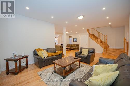 34 Point Reyes Terrace, Brampton, ON - Indoor Photo Showing Living Room