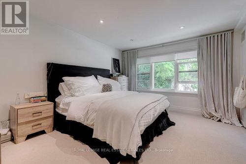 81 Chartwell Road, Oakville, ON - Indoor Photo Showing Bedroom