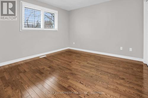 48 Debora Drive, Grimsby, ON - Indoor Photo Showing Other Room