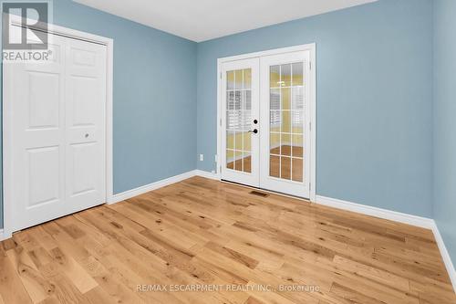 48 Debora Drive, Grimsby, ON - Indoor Photo Showing Other Room