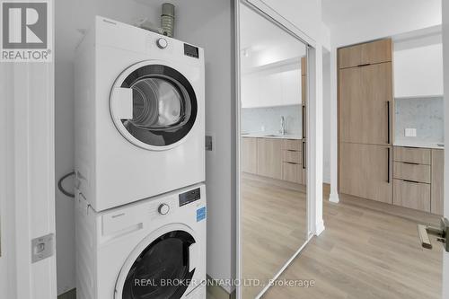 1802 - 82 Dalhousie Street, Toronto, ON - Indoor Photo Showing Laundry Room