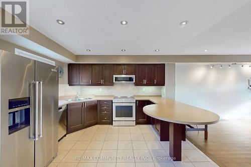 8 - 3030 Lakeshore Boulevard W, Toronto, ON - Indoor Photo Showing Kitchen With Stainless Steel Kitchen