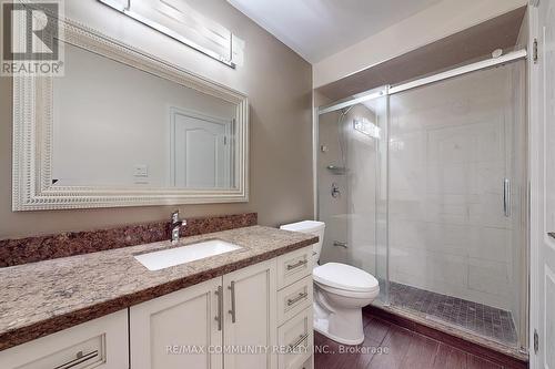 8 - 3030 Lakeshore Boulevard W, Toronto, ON - Indoor Photo Showing Bathroom