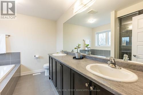 48 Hawick Crescent, Haldimand, ON - Indoor Photo Showing Bathroom