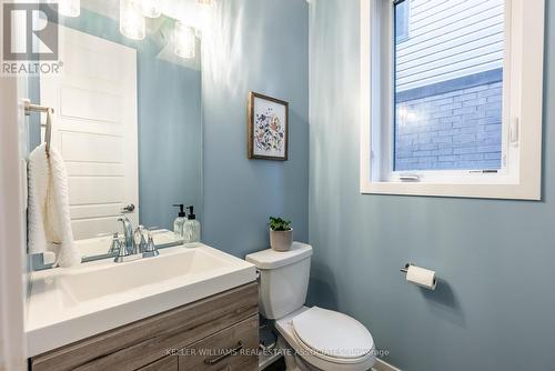 48 Hawick Crescent, Haldimand, ON - Indoor Photo Showing Bathroom