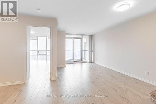 1902 - 35 Hollywood Avenue, Toronto, ON - Indoor Photo Showing Other Room