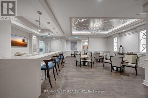 901 - 9085 Jane Street, Vaughan, ON - Indoor Photo Showing Dining Room