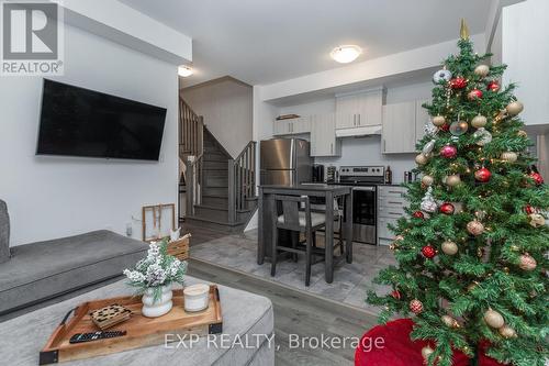 142 Gateland Drive, Barrie, ON - Indoor