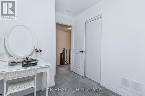 142 Gateland Drive, Barrie, ON - Indoor Photo Showing Other Room